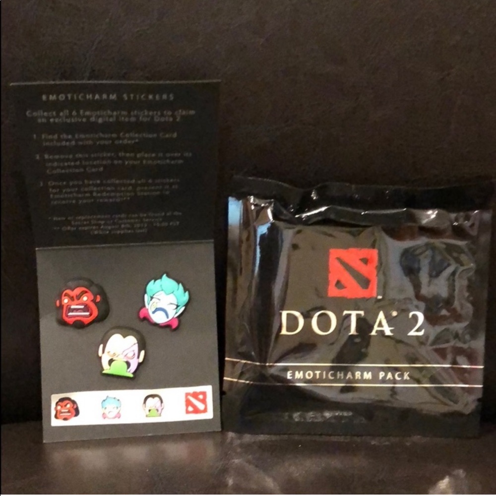 🆑 PRICED- MUST BUNDLE 2 items to BUY